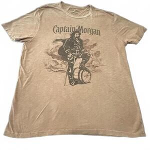 Lucky brand Captain Morgan Size Large